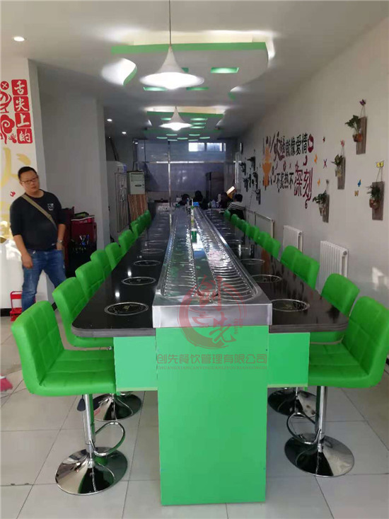 自助旋轉（zhuǎn）火鍋設備