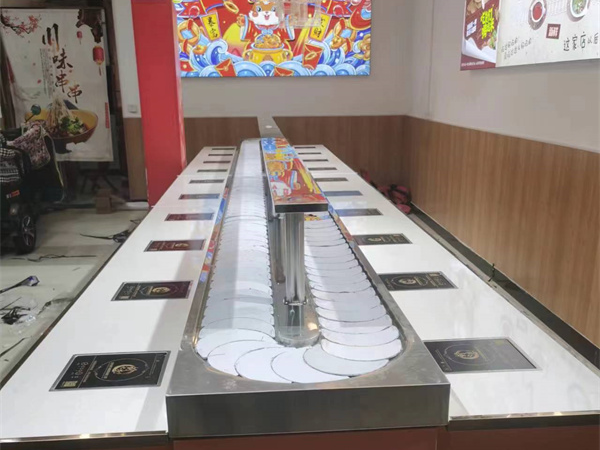 旋（xuán）轉小火鍋設備