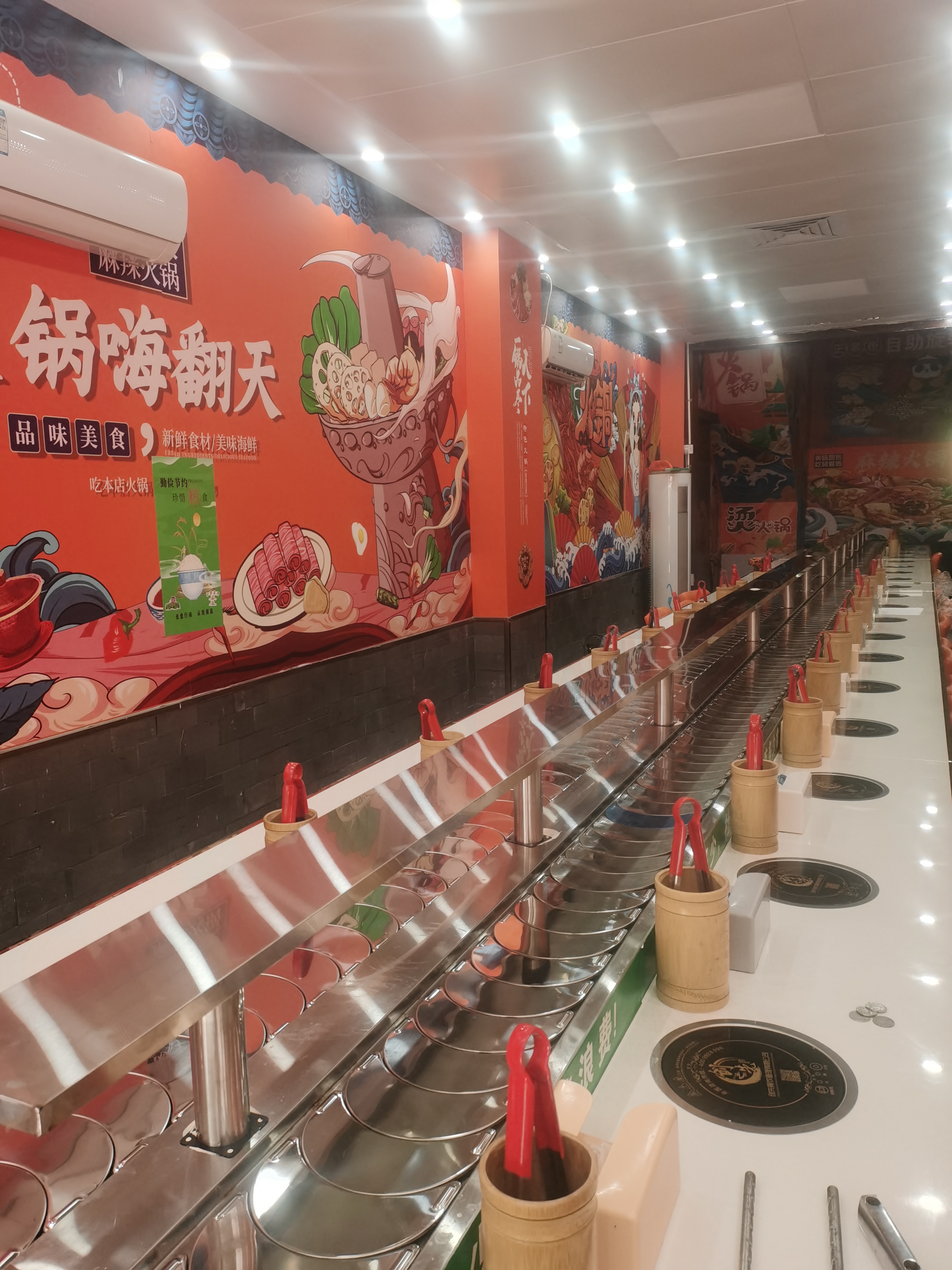 山東旋轉火鍋設備廠