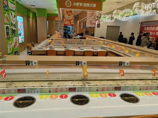 山東旋轉小火鍋設備（bèi）廠商