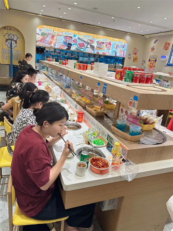 旋轉火鍋設（shè）備廠家